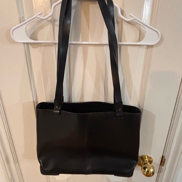 Aldo Classic Black Shoulder Bag - Picture 1 of 7